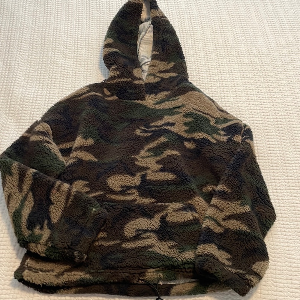 Hooded sweatshirt